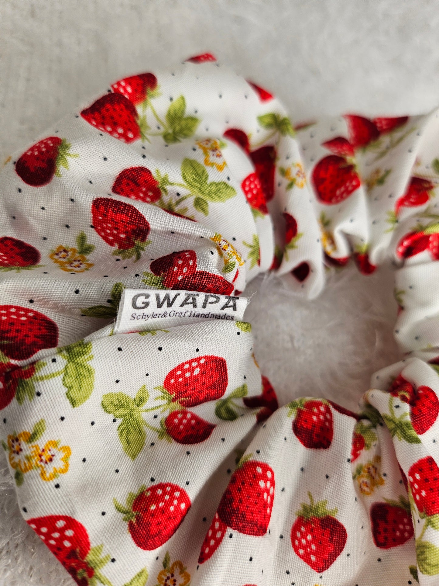 Strawberry White standard