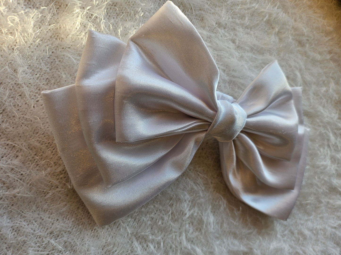 Guinevere triple layer hairbow